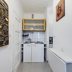 Cozy Bednarska In Near Old Town By Renters *