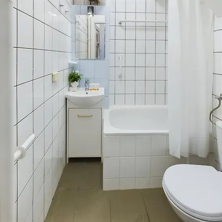 Cozy Bednarska In Near Old Town By Renters * Warsaw