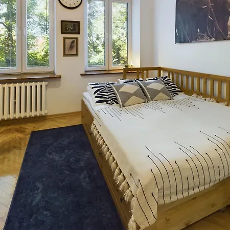 Apartmán Cozy Bednarska In Near Old Town By Renters *