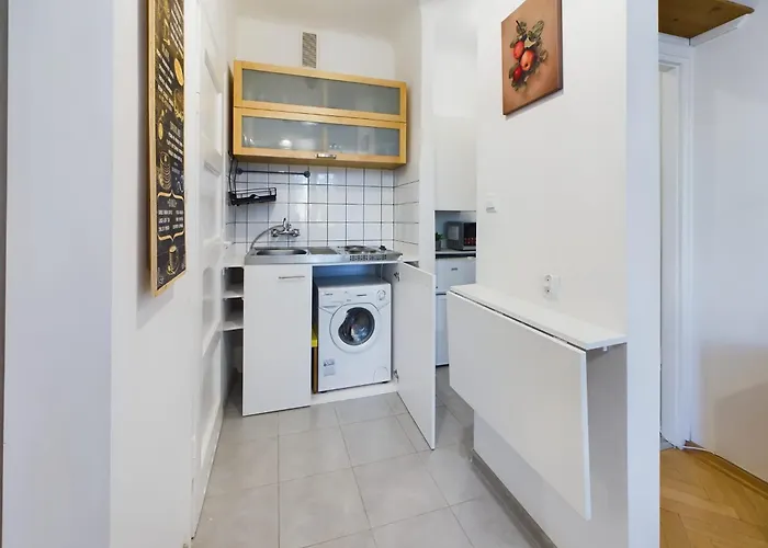 Apartament Cozy Bednarska In Near Old Town By Renters Warszawa