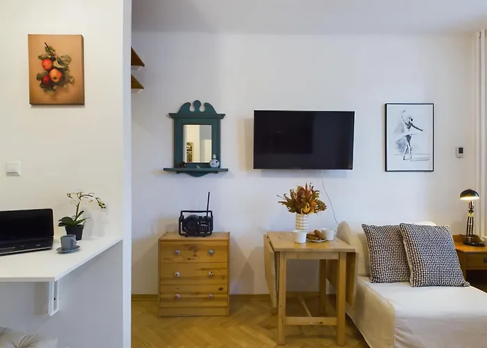 Cozy Bednarska In Near Old Town By Renters Apartament